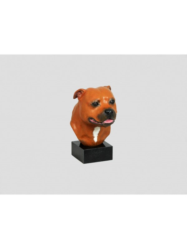 Staffordshire bullterrier-figurin